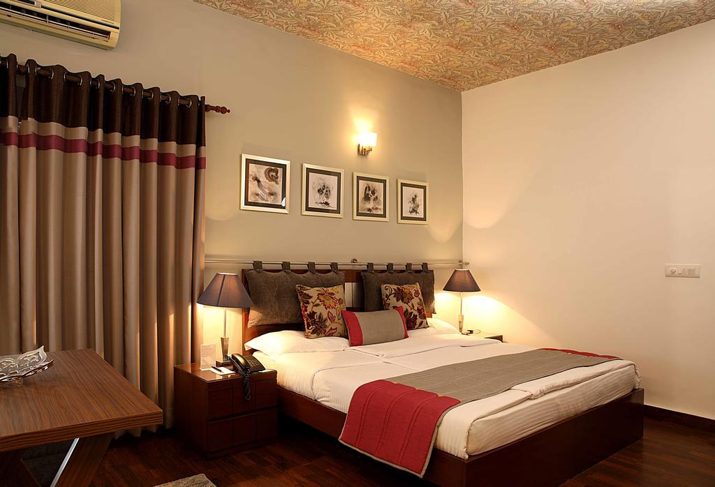 Ahuja Residency Golf Links Hotel New Delhi Luaran gambar