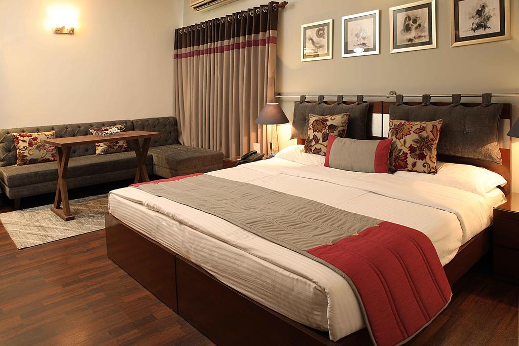 Ahuja Residency Golf Links Hotel New Delhi Luaran gambar