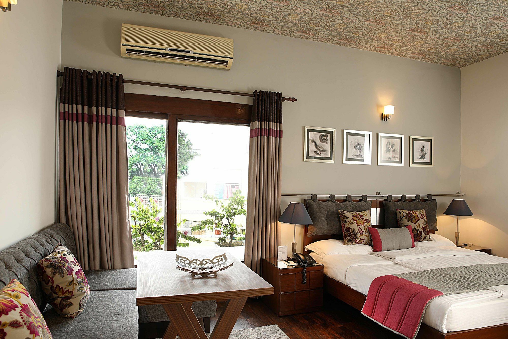 Ahuja Residency Golf Links Hotel New Delhi Luaran gambar