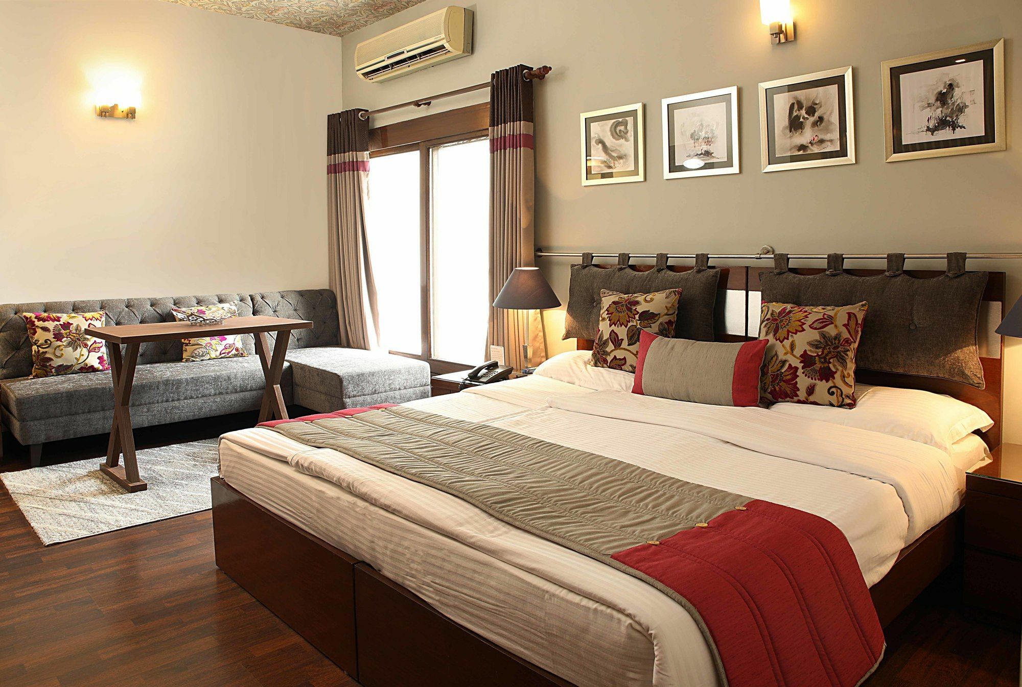 Ahuja Residency Golf Links Hotel New Delhi Luaran gambar
